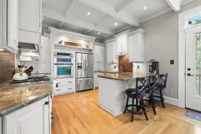 Historic 4BR Gem | Walk to UC | Free Parking - Image 3