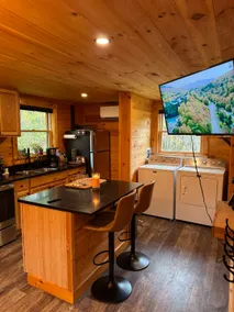 Cozy Jay Peak Cabin on 32 acres with mountain view - Image 3