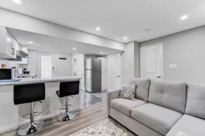 Timeless Charm, Modern Comfort & Large Patio - Image 3