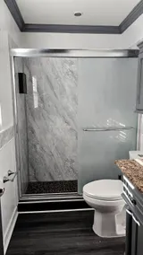 Separate suite near the airport and Epic - Image 4