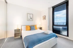 Elevated Escape - 2BR w Gym & Rooftop Spa - Image 3