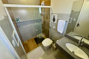 1 - New, stylish, spacious with balcony, garage - Image 4