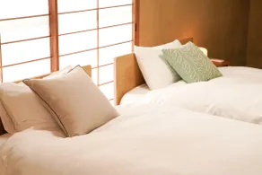 Yururi-an Knot: Refresh yourself in a space like a hideaway! A Western-style house in the forest with a pet room - Image 3