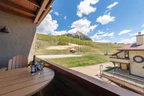 Ski, Bike & Hike Ultimate On-Mountain Location! - Image 5