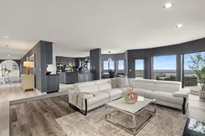 Luxury Golden Gate Bayview SF Sunset & City Lights - Image 5