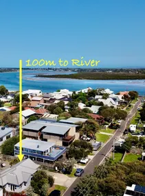 Chic Beachside Stay – Near River, Shops & Cafés - Image 5
