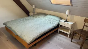 Central & rural - charming attic apartment - Image 5