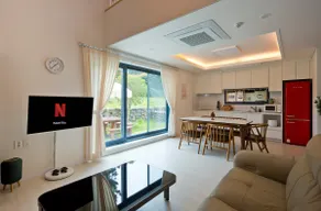 Aewol/Doldam/Backyard/Emotional Private Home/Couples/Families/Cozy Spot~/Seodam House - Image 5