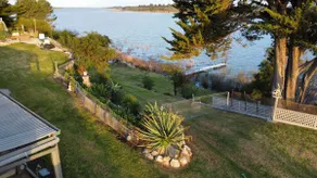 Absolute Waterfront Luxury - Image 3