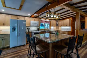 Quiet Lake Retreat | Short Walk to Beach|Fireplace - Image 4