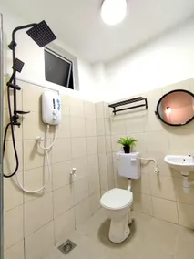 Minimalist Modern House | WiFi | NetFlix - Image 3