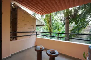 Peach Feather Studio - Image 4