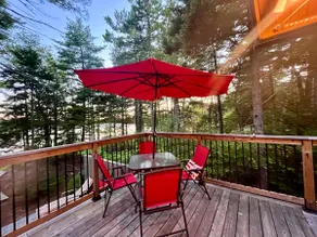 The Morehouse Lake House Chalet - Image 4