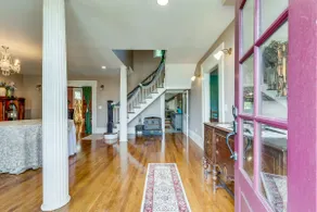 Maggie Mansion Historic 1806 Estate in Gallatin TN - Image 2
