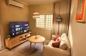 Quiet Studio at Al Malqa | Netflix | 65” QLED TV - Image 2