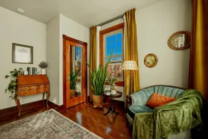 Victorian Antique&Elegance suite with 2 king beds - Image 2