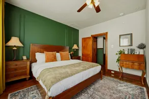 Victorian Antique&Elegance suite with 2 king beds - Image 3