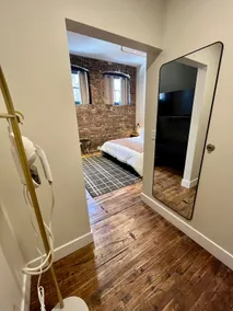 Luxury Loft - Best Downtown Location - Image 5