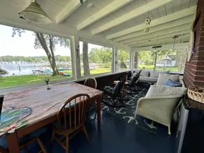 Canadohta Lakeside Cottage - Image 2