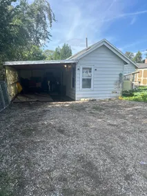 Little house in the Alley - Image 2