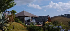Chalet 1 with hydro, view and hot/cold split - Image 2