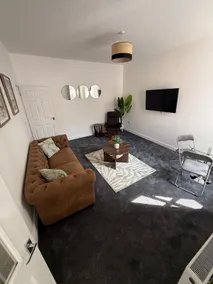 ResiLets Barnard St NEW Large 4 Bed House, Contractor Stays, Central - Image 4