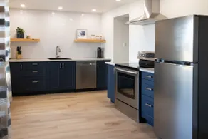 Luxury oceanfront escape - Image 5