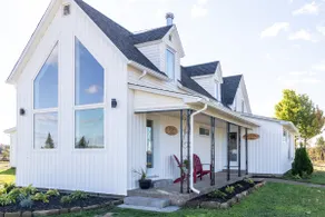 Luxury oceanfront escape - Image 2