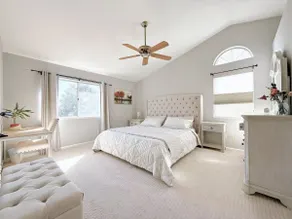 Cozy Morden Family & Work Retreat-Great Location - Image 3
