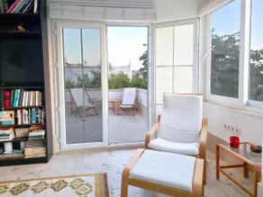 Central quite studio, full kitchen, shared terrace - Image 4