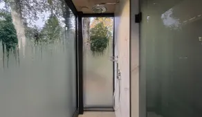 Mirror House - Image 4