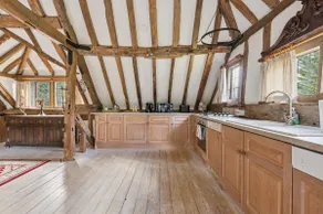 2-Bed Barn Escape, Private Drive and Gardens - By Tempstay - Image 2