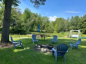 Lakefront cottage on Trout Lake - Image 3