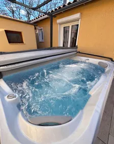 Les Chênes – Unique experience, pool & jacuzzi - Image 4