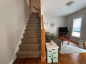 Modern Simplicity in Clayton - Image 3