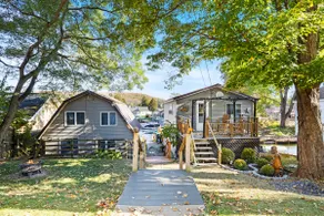 Peaceful Lakehouse Getaway - Image 2