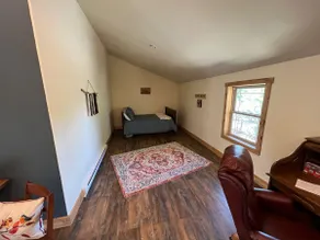 North Hills Hideaway - Image 5