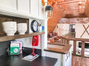 4BR Mad River Valley Chalet w/ View, Close to All - Image 4