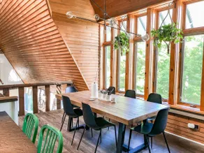 4BR Mad River Valley Chalet w/ View, Close to All - Image 3