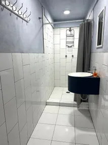 Comfortable and bright apartment - Image 5