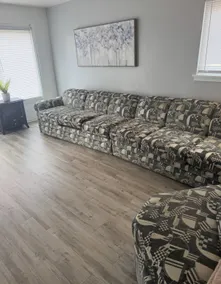 Beautiful spacious 420 friendly - Image 2