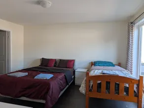 Modern 3BR Home Near Niagara Falls & Welland Canal - Image 4