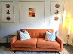 The Charm Luxury House - 8mins to NEC, Birmingham Airport - Image 3