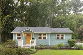 Eclectic Downtown Cottage w/ Enchanting Backyard - Image 2