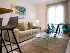 H2M Peña Balcony French & Smart TV & Optional Parking - Image 2