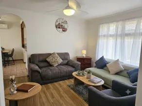 Home Near Melbourne Airport - Image 5