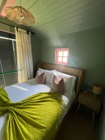 Stay Aboard The Pullman · Train with Hot Tub - Image 3