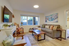 Walk to Mammoth Village: Chic Mountain Suite 101 - Image 4