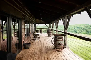 10 Acre Blufftop Getaway 4BR 2BA - Image 3
