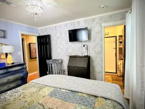 House Arest - between Tupelo and Oxford MS - Image 4